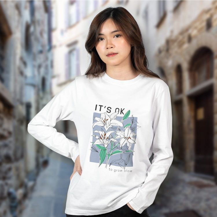 Picture of TRENDSWEAR Harlow Women's Long Sleeve Crew